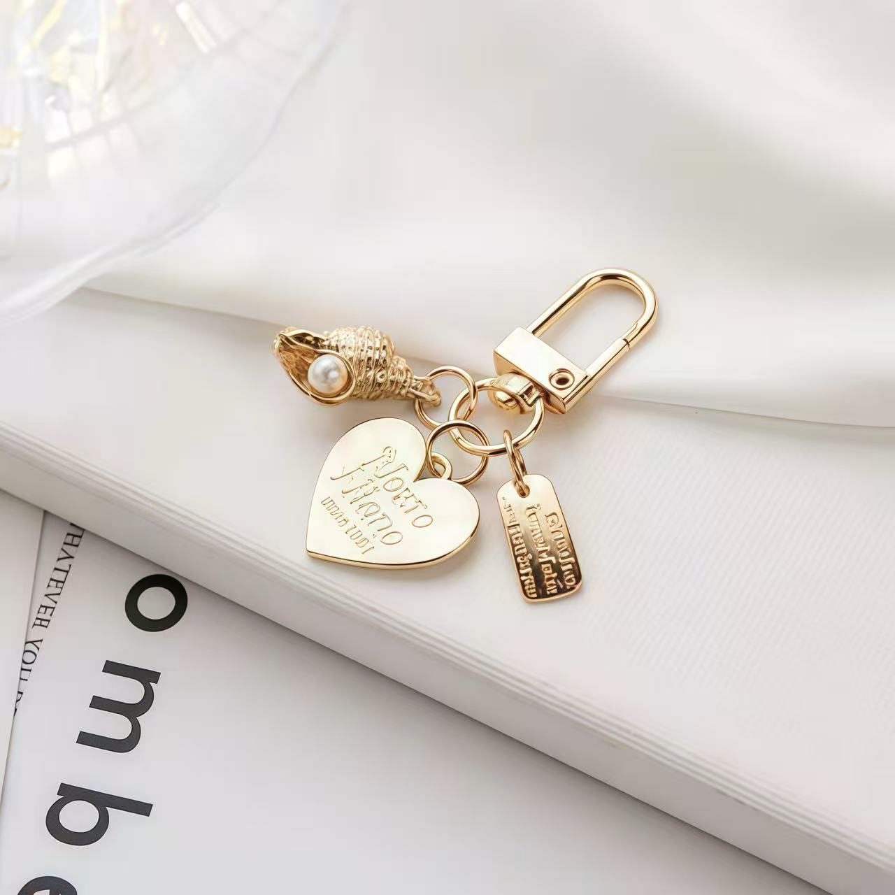 Golden Heart & Shell Pearl Keychain Set