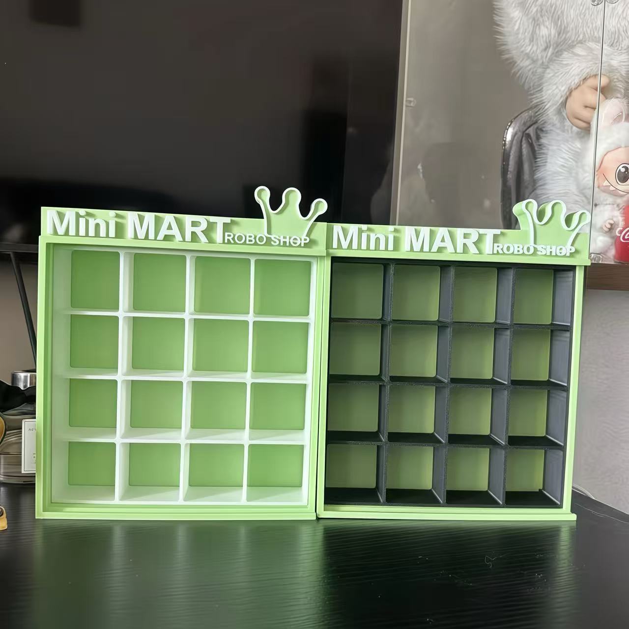 Mini Beans Muti-Colored Light Up Display Case